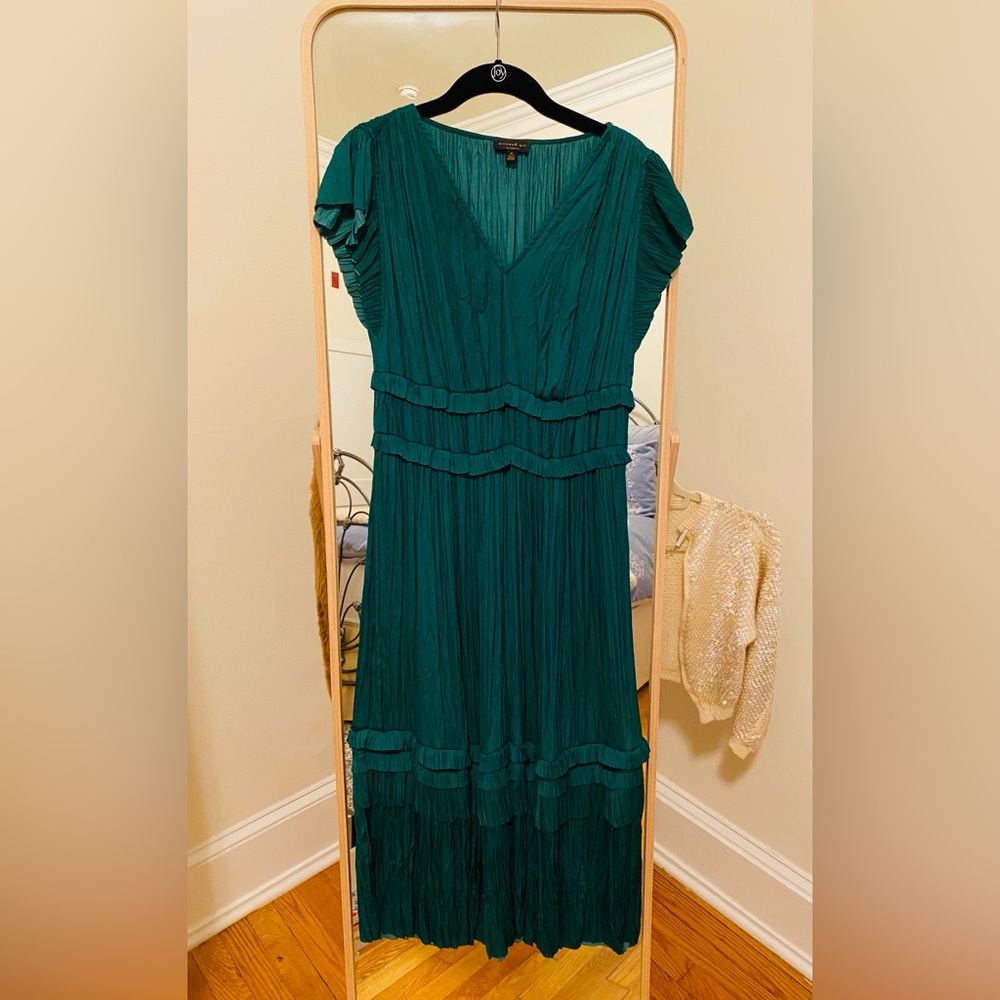 Emerald green dress by Current Air Los Angeles. Size medium.